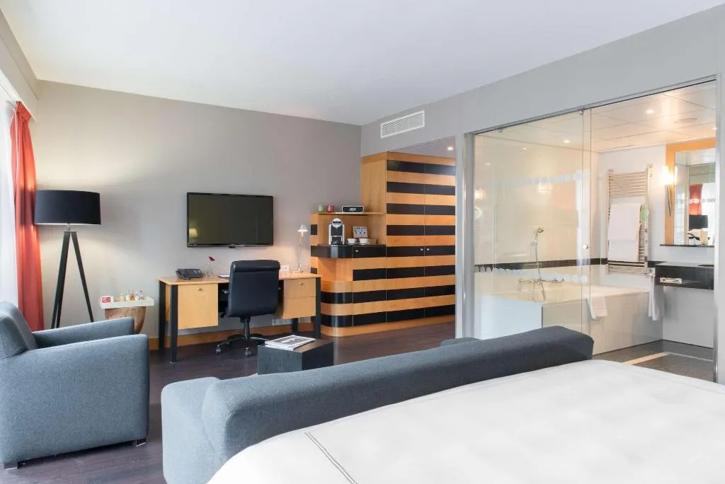 Room, Swissotel Amsterdam, Amsterdam