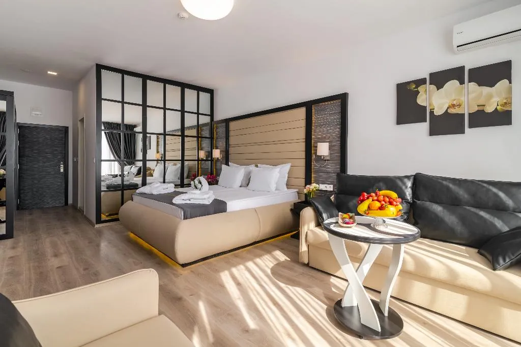 DOUBLE PREMIUM ONE BEDROOM Room, Prestige Deluxe Hotel Aquapark Club, Varna