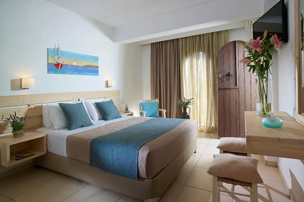Double or Twin DELUXE GARDEN VIEW Room, Coriva Beach Hotel & Bungalows by chc group, Crete