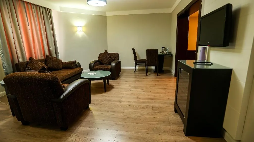 Room, Sivas Buyuk, Antalya