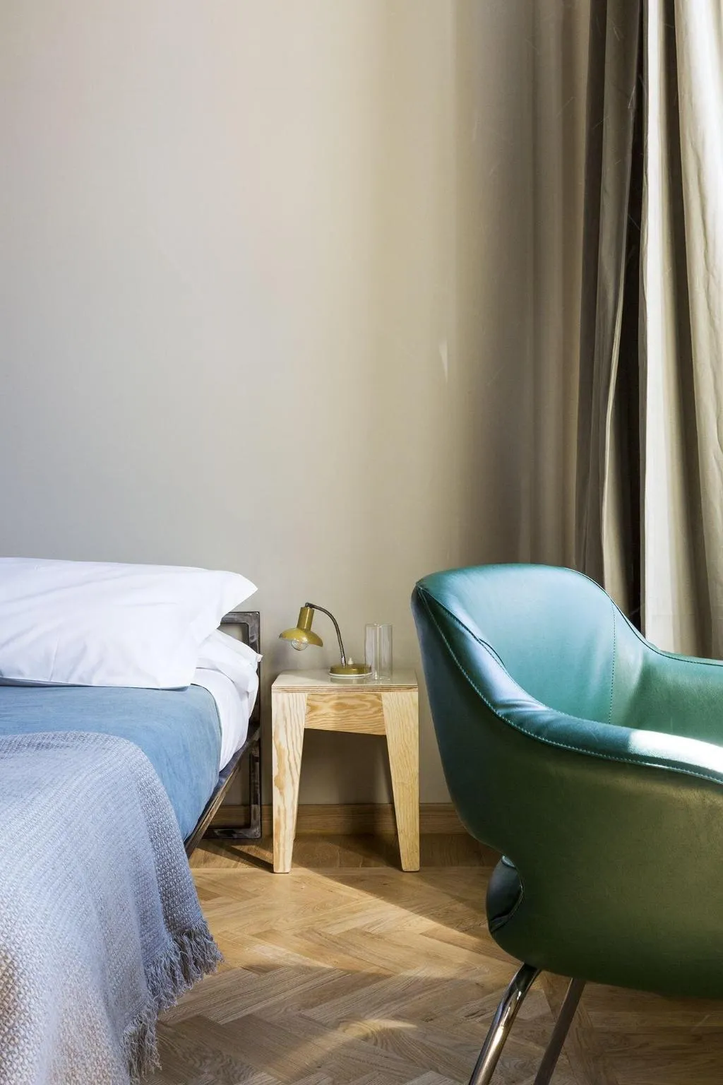 Room, Casa Base, Milan