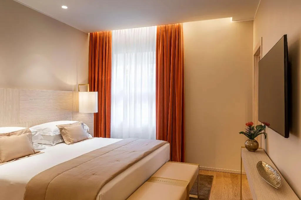 Room, Rosa Grand Milano - Starhotels Collezione, Milan