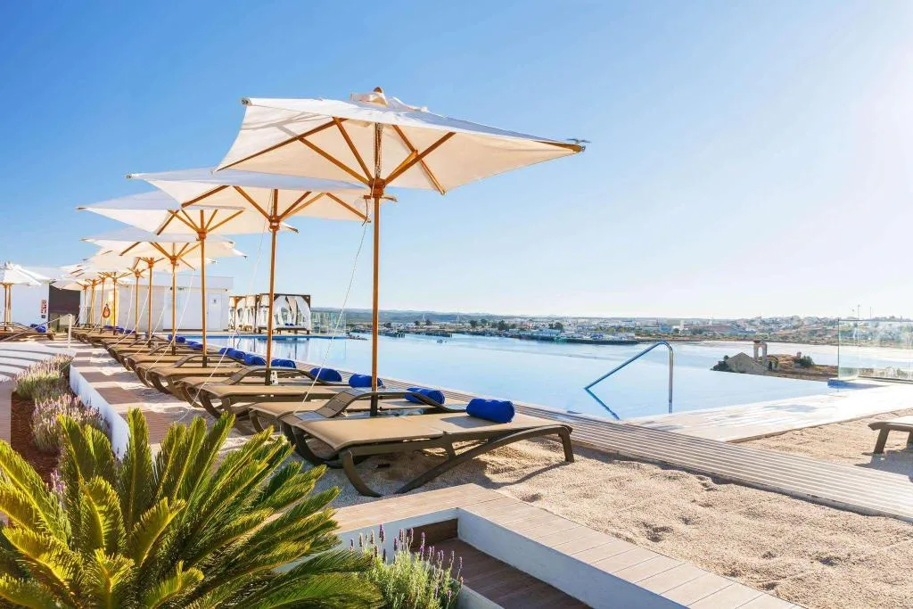 Pool, Jupiter Marina Hotel – Couples & Spa, Algarve