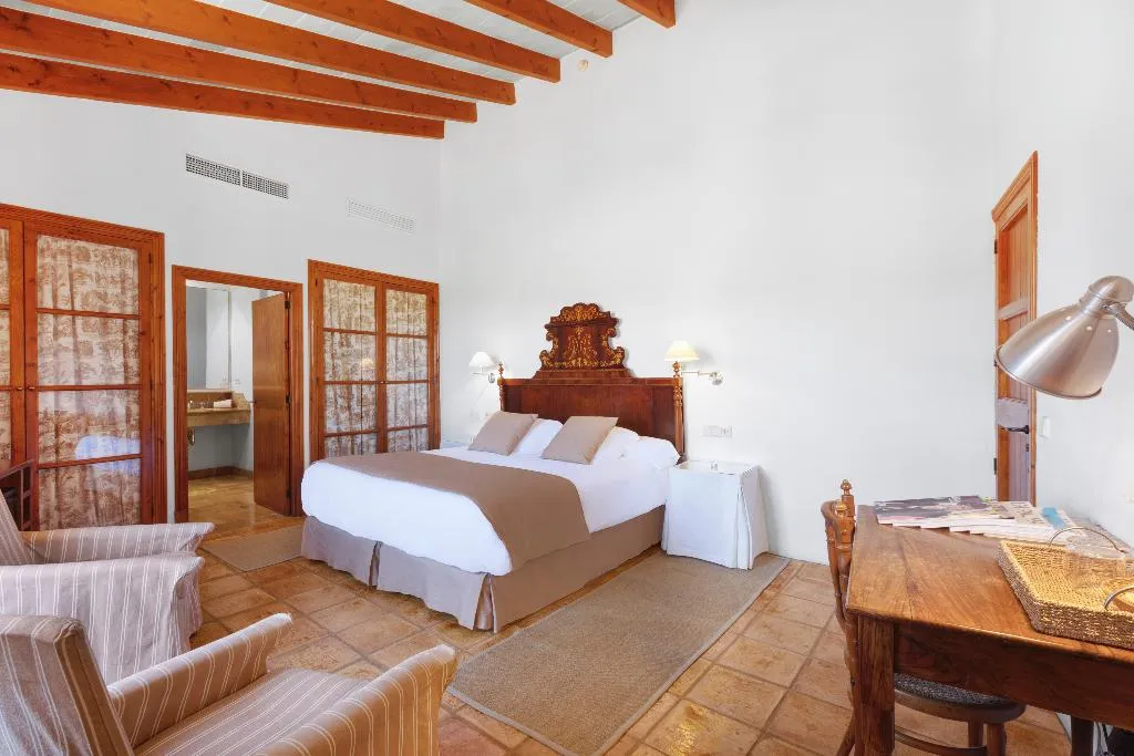 JUNIOR SUITE STANDARD Room, Torrent Fals, Majorca