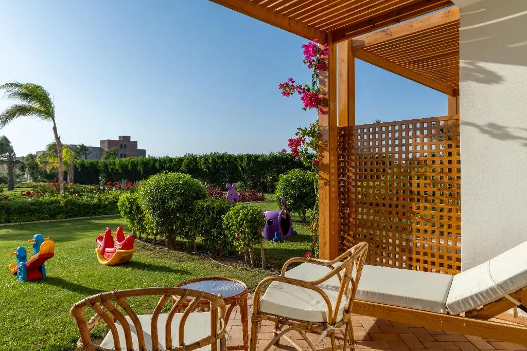 DOUBLE DELUXE SIDE SEA VIEW Room, Fort Arabesque Resort, Spa and Villas, Red Sea Riviera