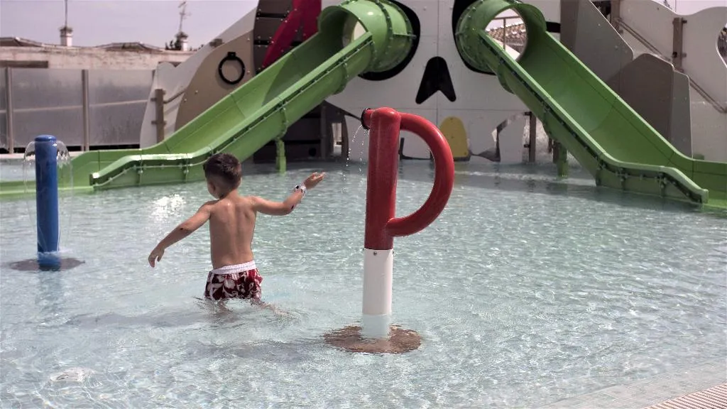 Sports and Entertainment, Ohtels Carabela, Costa De La Luz