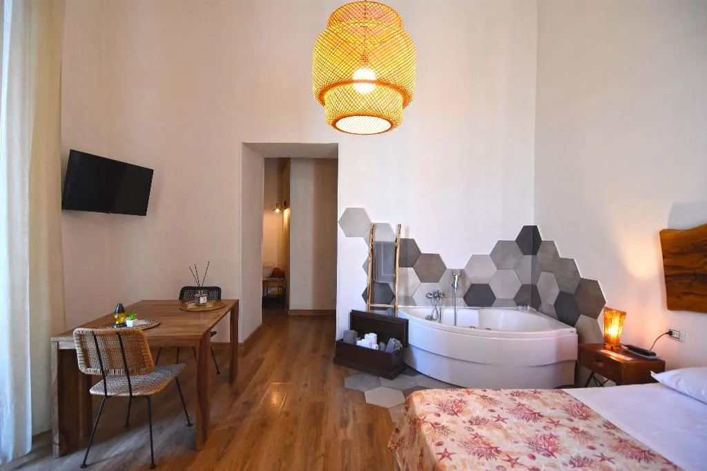 DOUBLE SEA VIEW WITH TERRACE Room, Sunrise Luxury, Naples