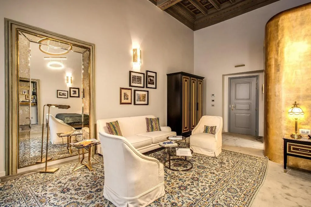 SUITE DELUXE KING BED Room, Martius Private Suites Hotel, Rome