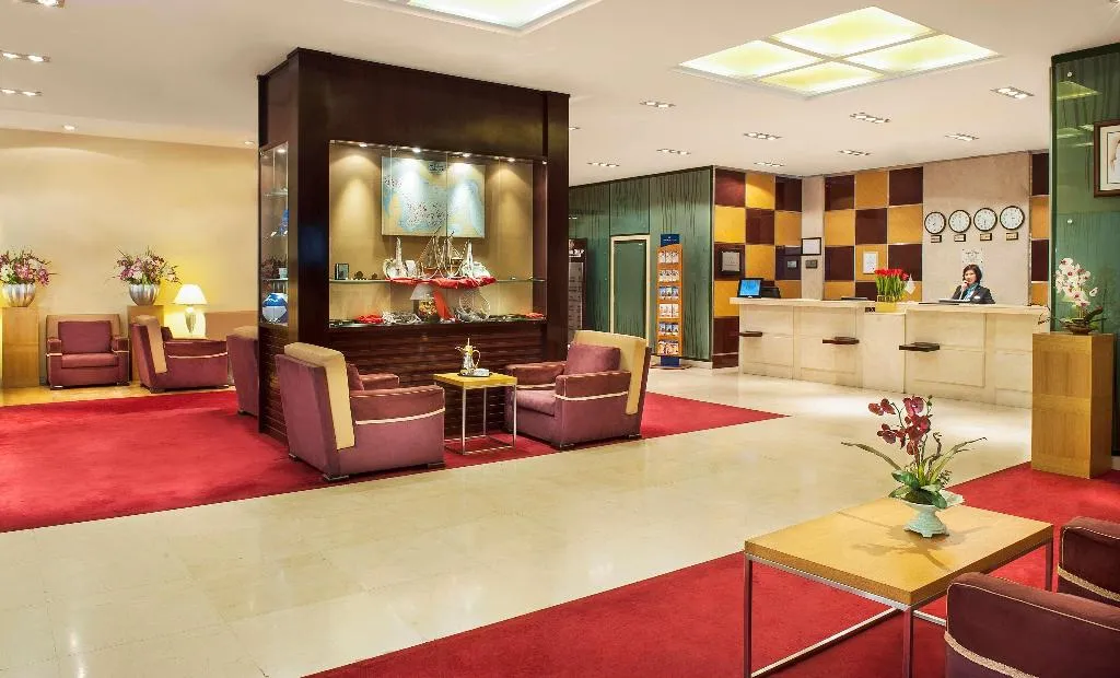 Lobby, Golden Tulip Sharjah, Dubai
