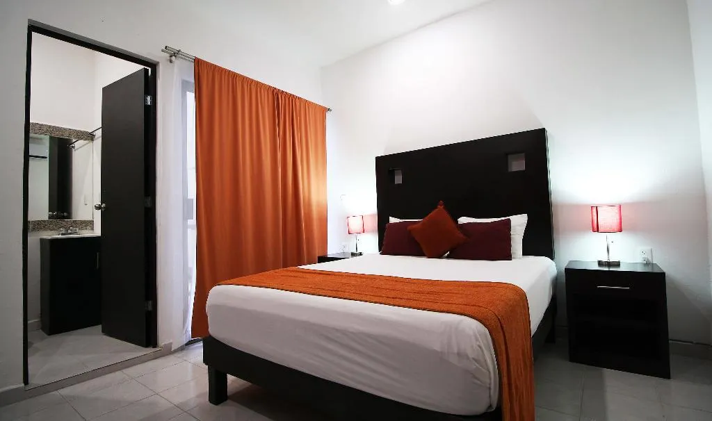 DOUBLE SUPERIOR QUEEN BED Room, Select Inn Quinta Playa del Carmen, Playa Del Carmen