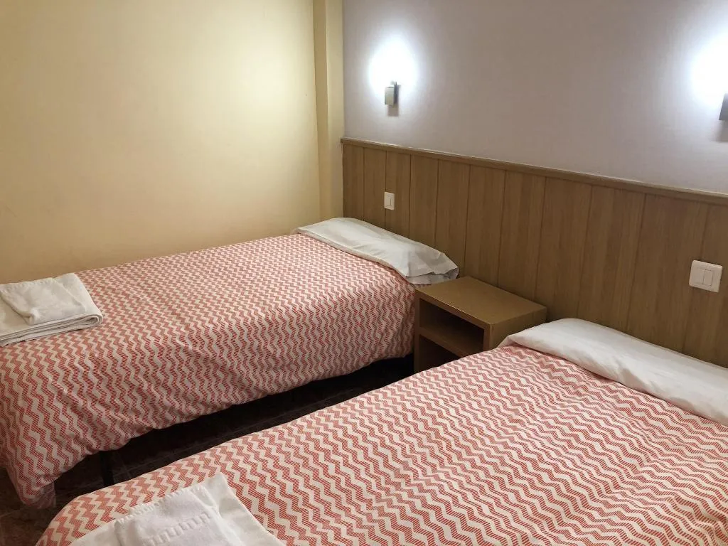Room, Hostal Andres, Valencia