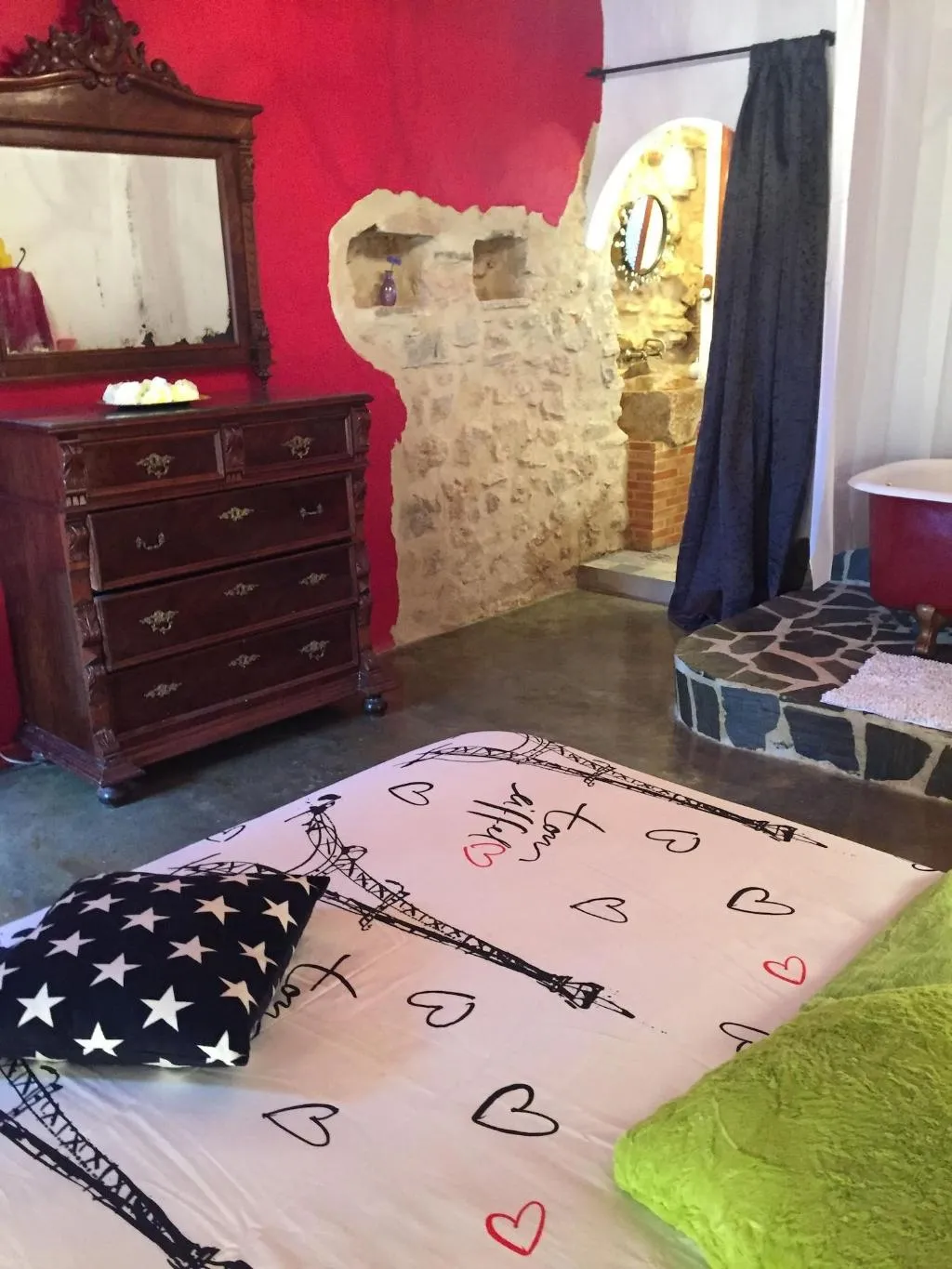 Room, La Bodega, Valencia
