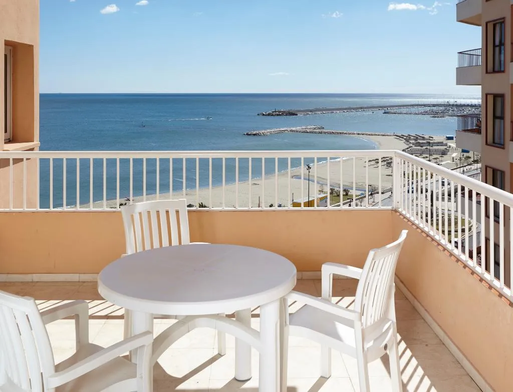 STUDIO CAPACITY 3 Room, Jabega, Costa Del Sol