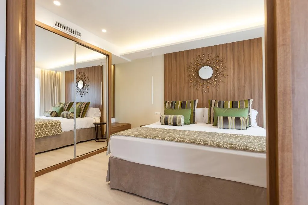 SUITE STANDARD Room, Zafiro Palace Alcudia, Majorca