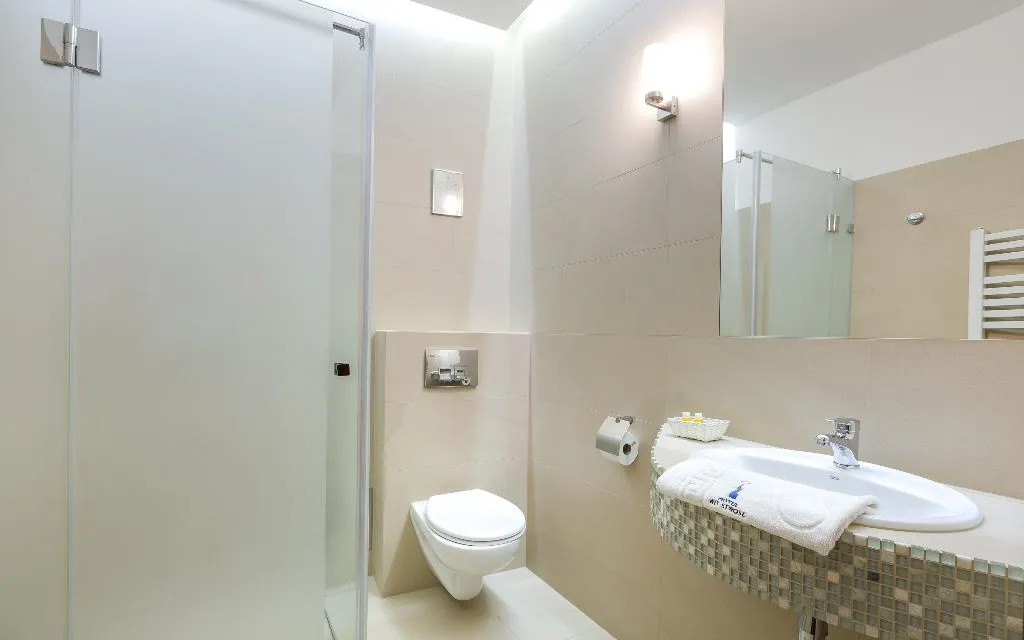 TRIPLE STANDARD Room, Wit Stwosz Hotel, Krakow