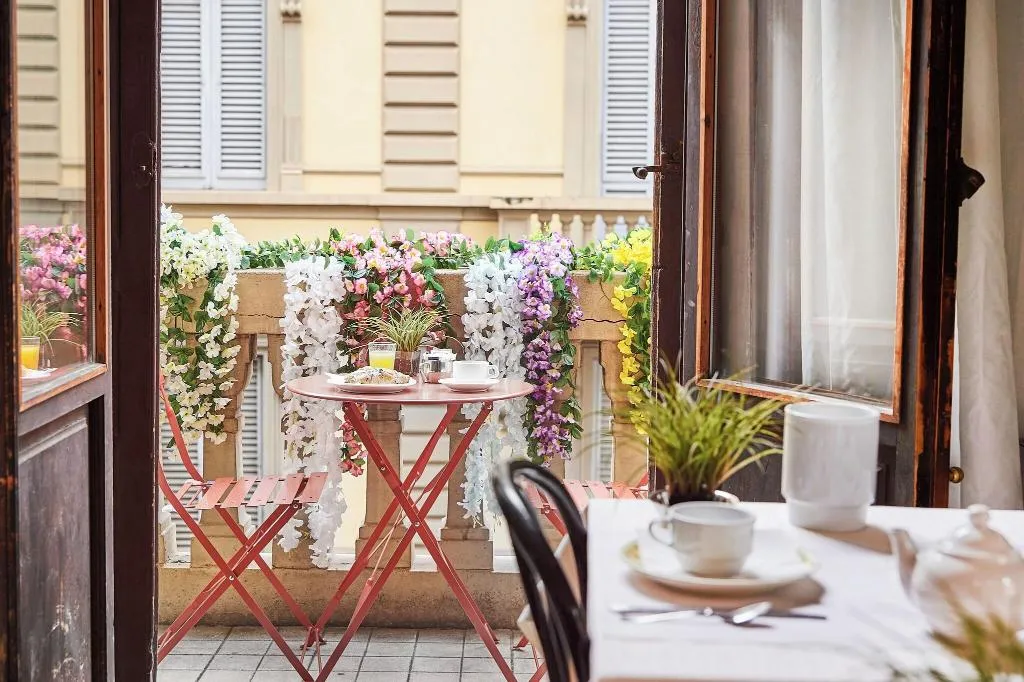 Terrace, Lombardi, Florence