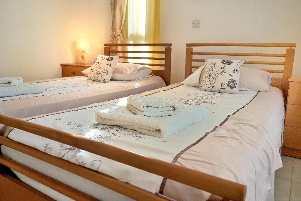 VILLA THREE BEDROOMS Room, Villa Thea, Cyprus