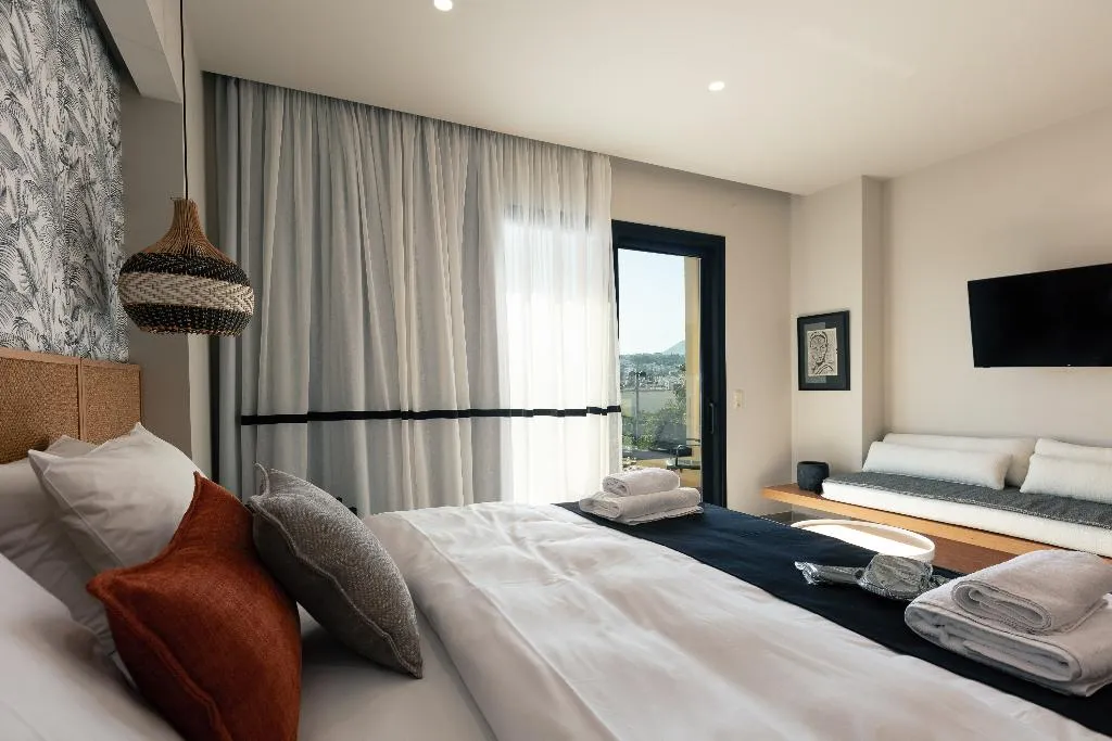 JUNIOR SUITE WITH BALCONY Room, Chapter 02 Gallery Suites, Crete