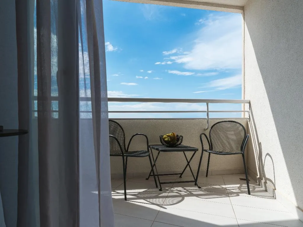 JUNIOR SUITE STANDARD Room, Domes Noruz Kassandra Adults Only, Halkidiki
