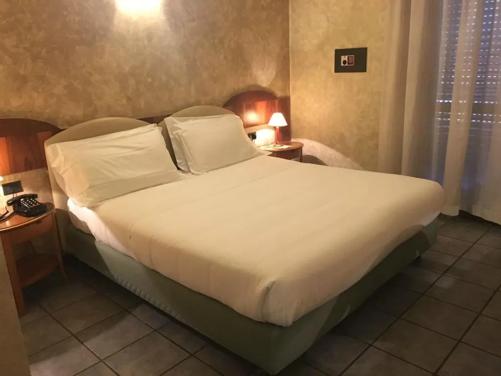 DOUBLE STANDARD Room, Plus Welcome Milano, Milan