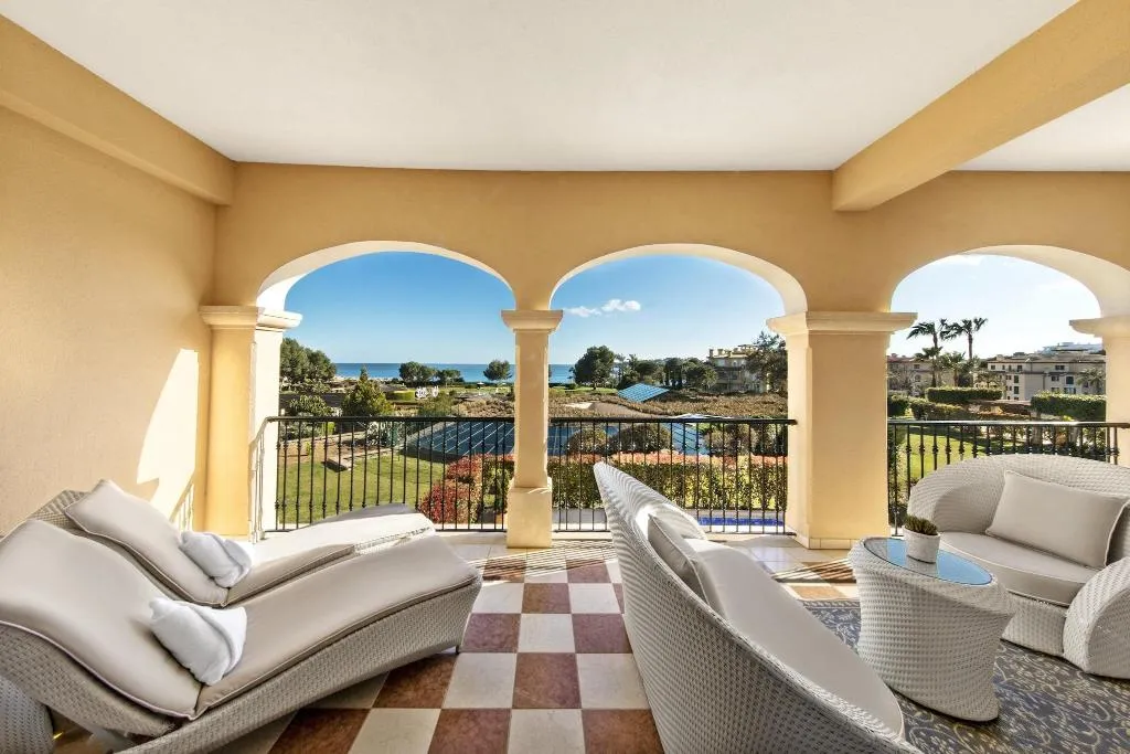Room, The St. Regis Mardavall Resort, Majorca