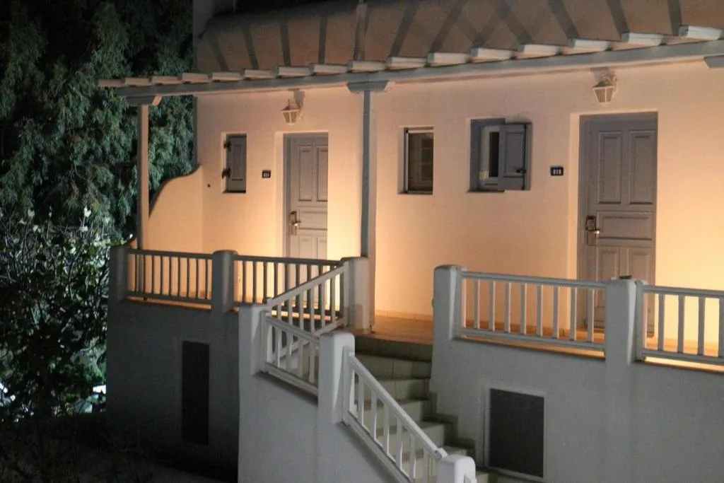 General view, Petinaros, Mykonos