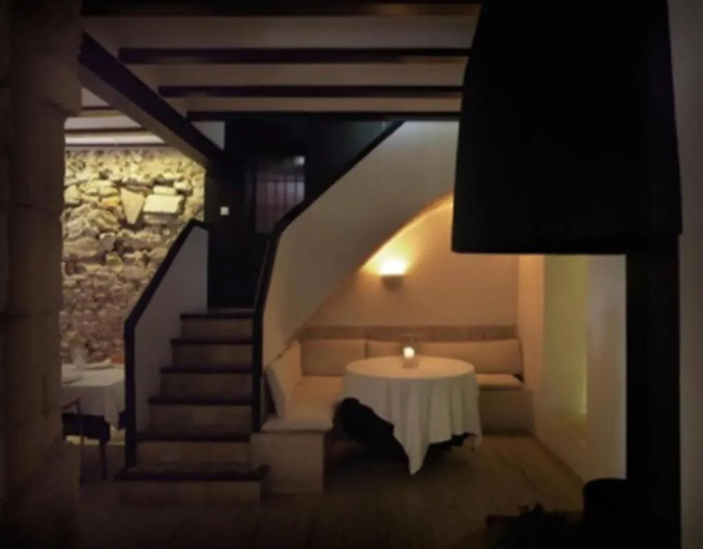 Lobby, Mont-Sant, Valencia