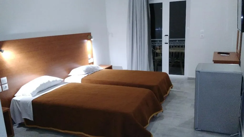 Room, Sydney Greece, Zante