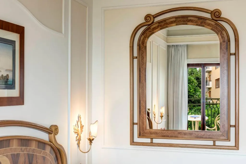 SINGLE WITH BALCONY Room, Grand Hotel De La Ville, Naples
