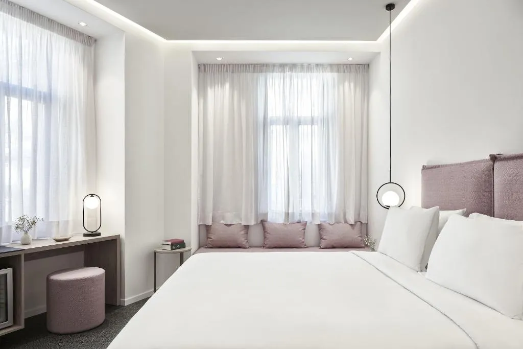 Room, NLH Monastiraki, Athens