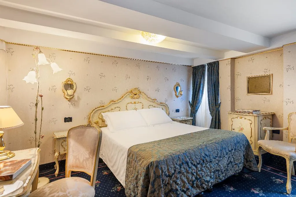 Room, Hotel Montecarlo, Venice