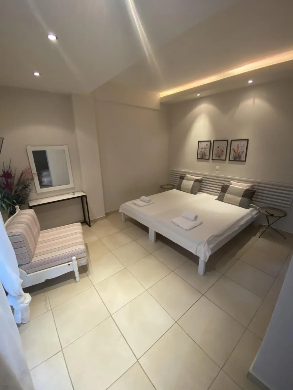 STUDIO STANDARD Room, Klio Apartments And Studios, Thessaloniki