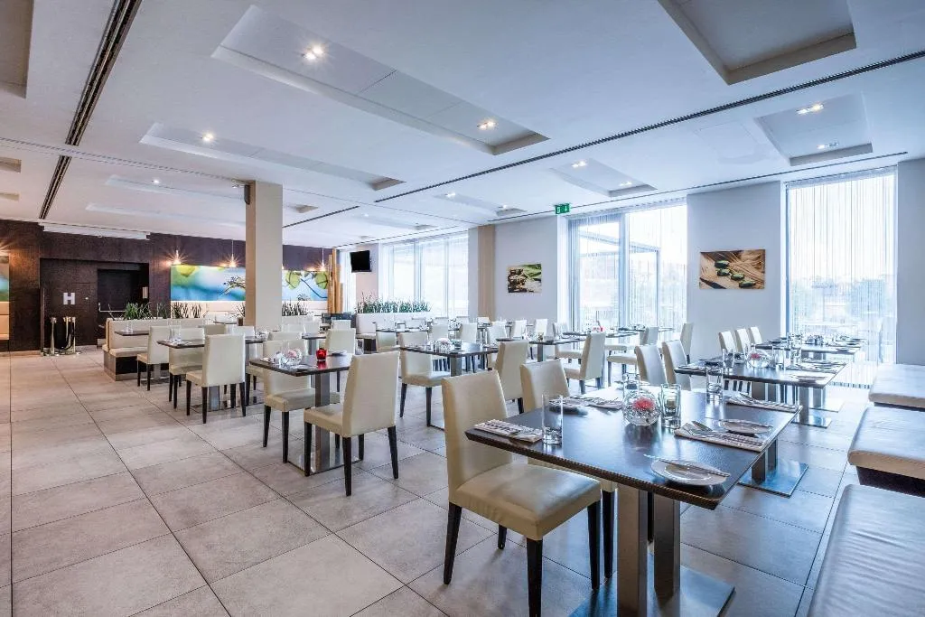 Restaurant, Quality Hotel Ostrava City, Prague