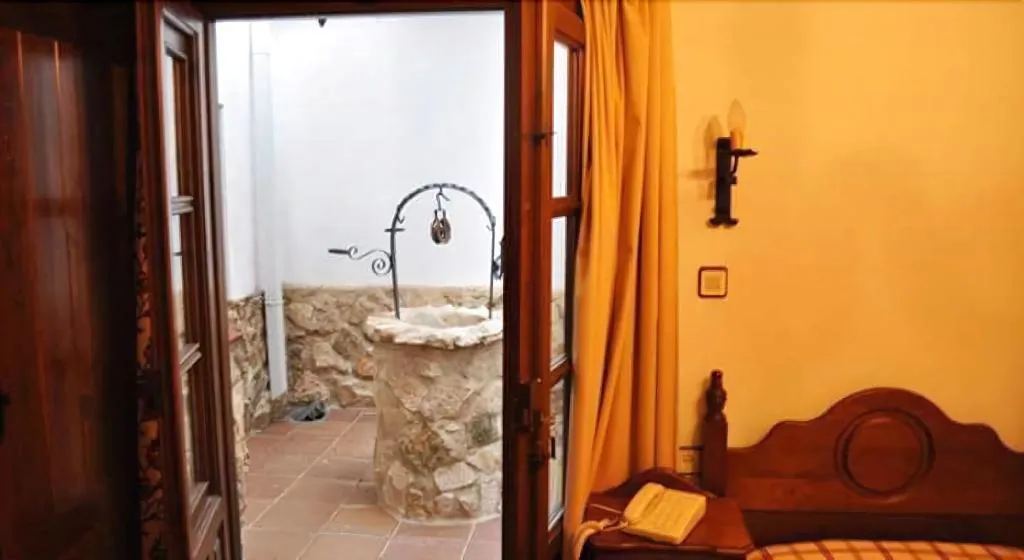 Room, Velad Al-Abyadh, Andalucia