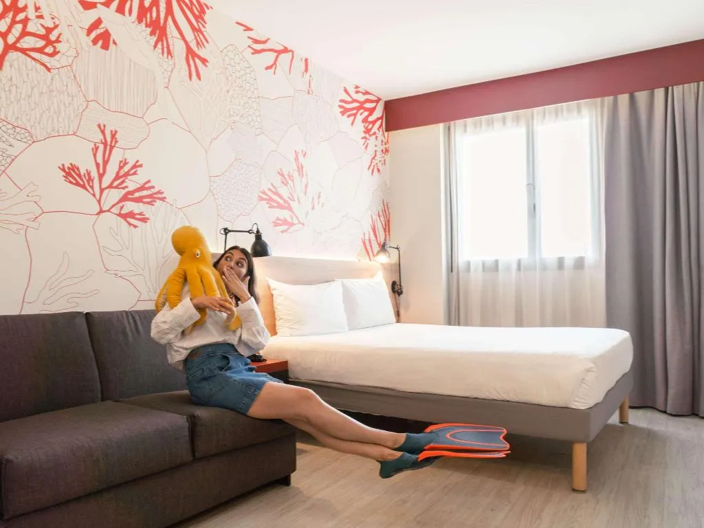 FAMILY ROOM STANDARD Room, ibis Styles Barcelona City Bogatell, Barcelona