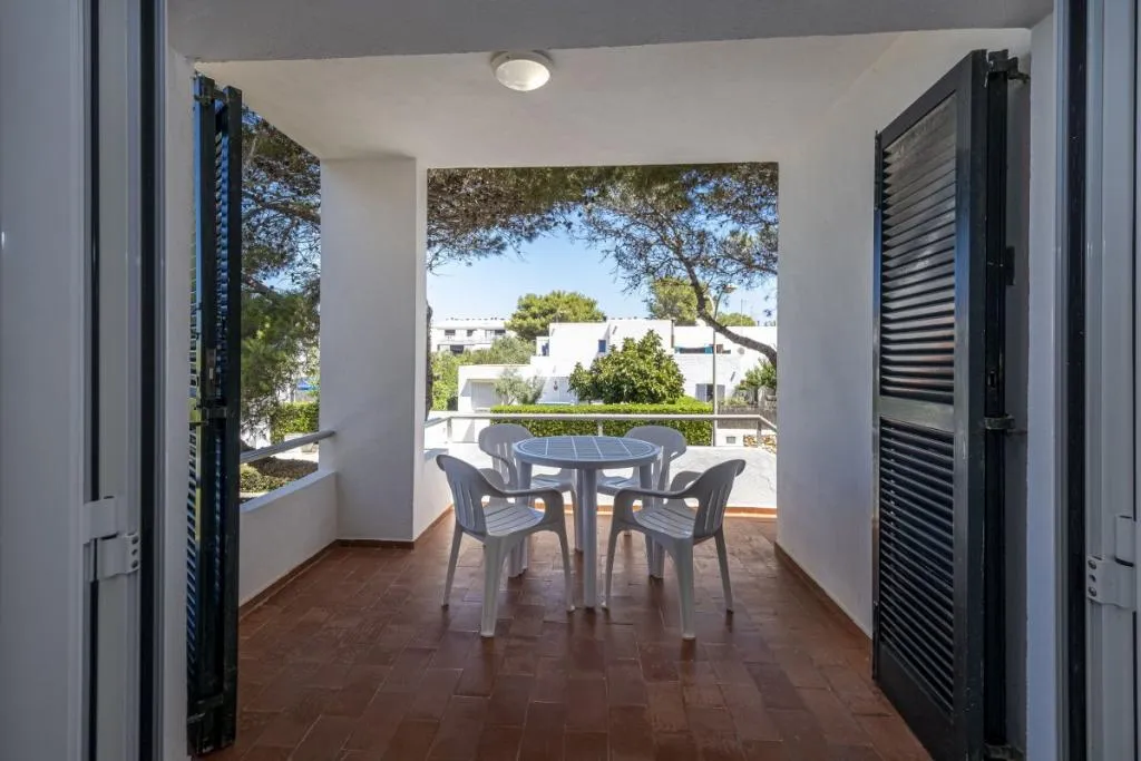 Room, Llebeig, Menorca