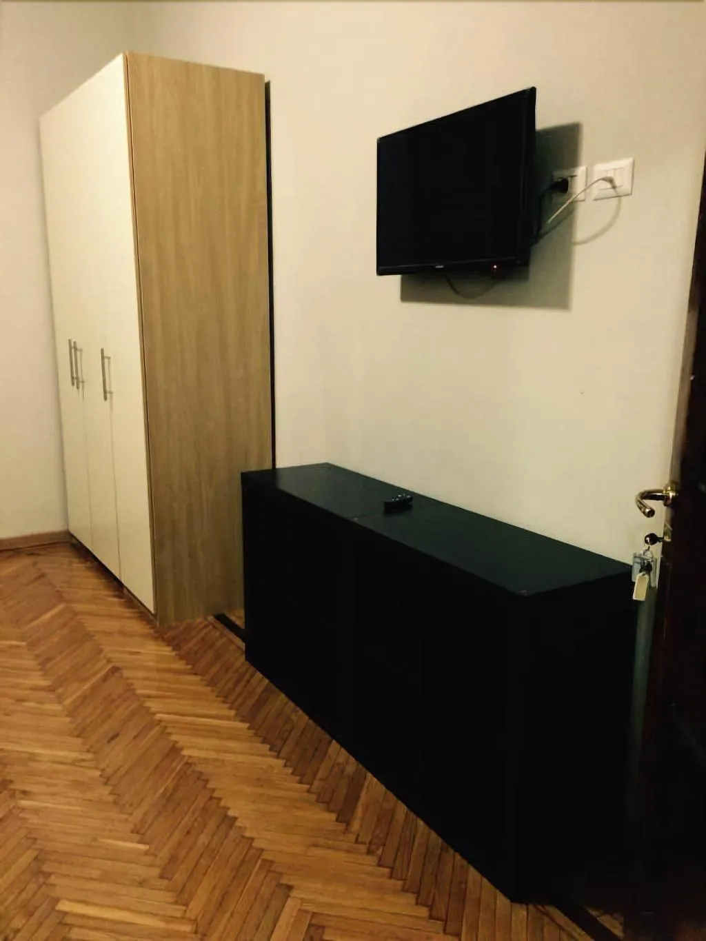 Room, B&B Residenza Paradiso, Milan