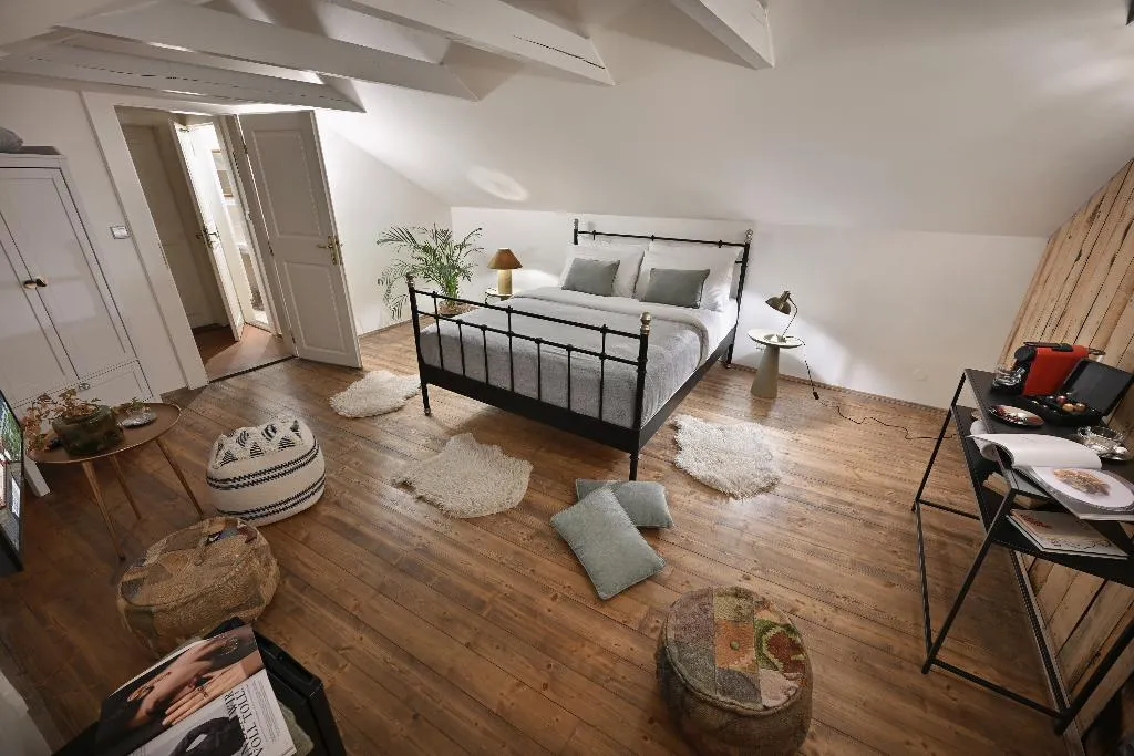 SUITE LOFT Room, U Šuterů Boutique Hotel, Prague