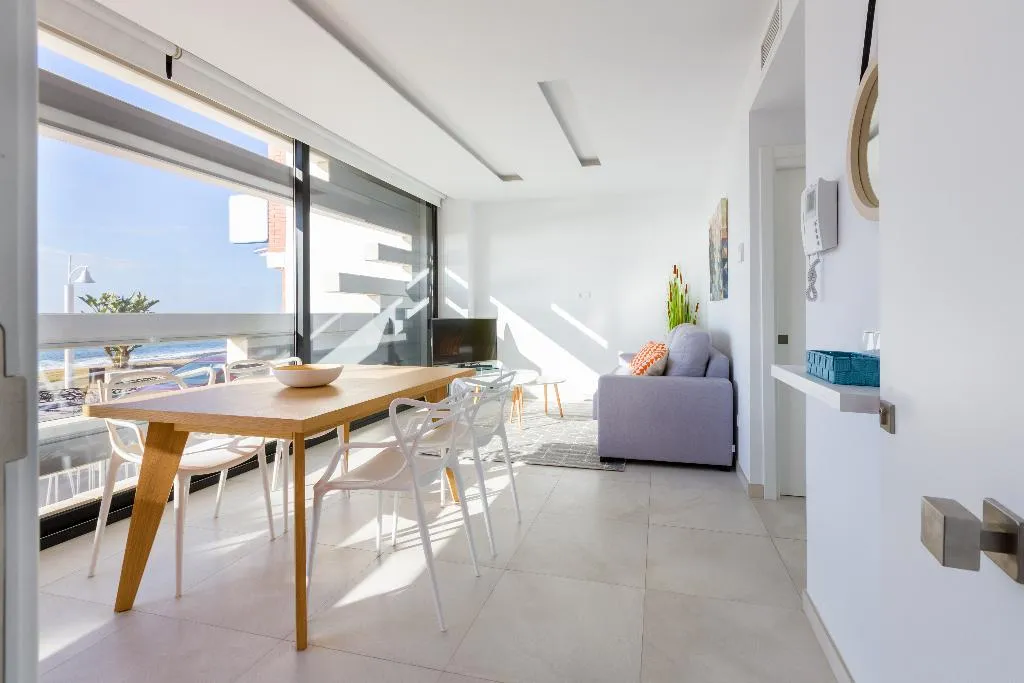 APARTMENT TWO BEDROOMS ONE BATHROOM Room, Apartamentos Seafront Boutique Calabeach, Costa Del Sol