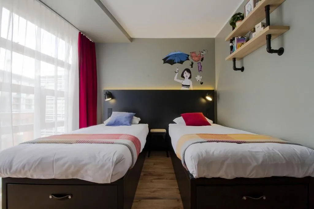 DOUBLE DELUXE KING BED Room, Generator Dublin, Dublin