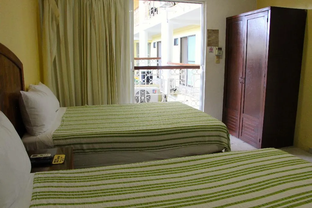 DOUBLE STANDARD Room, Plaza del Sol, Playa Del Carmen