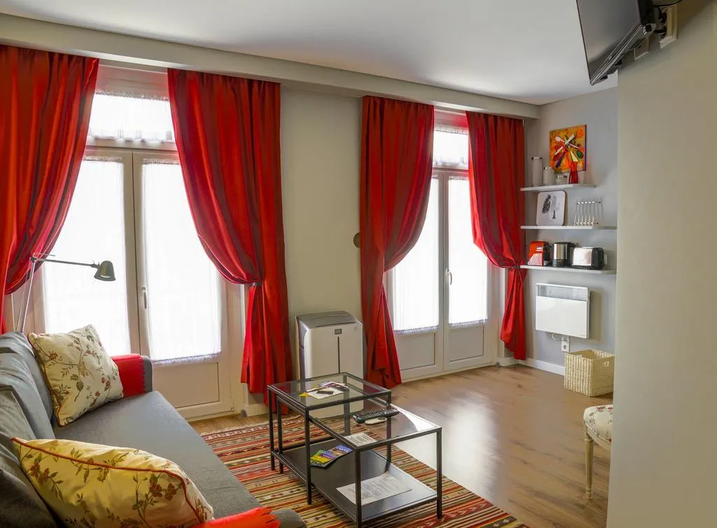 Room, Downtown Flats, Lisbon