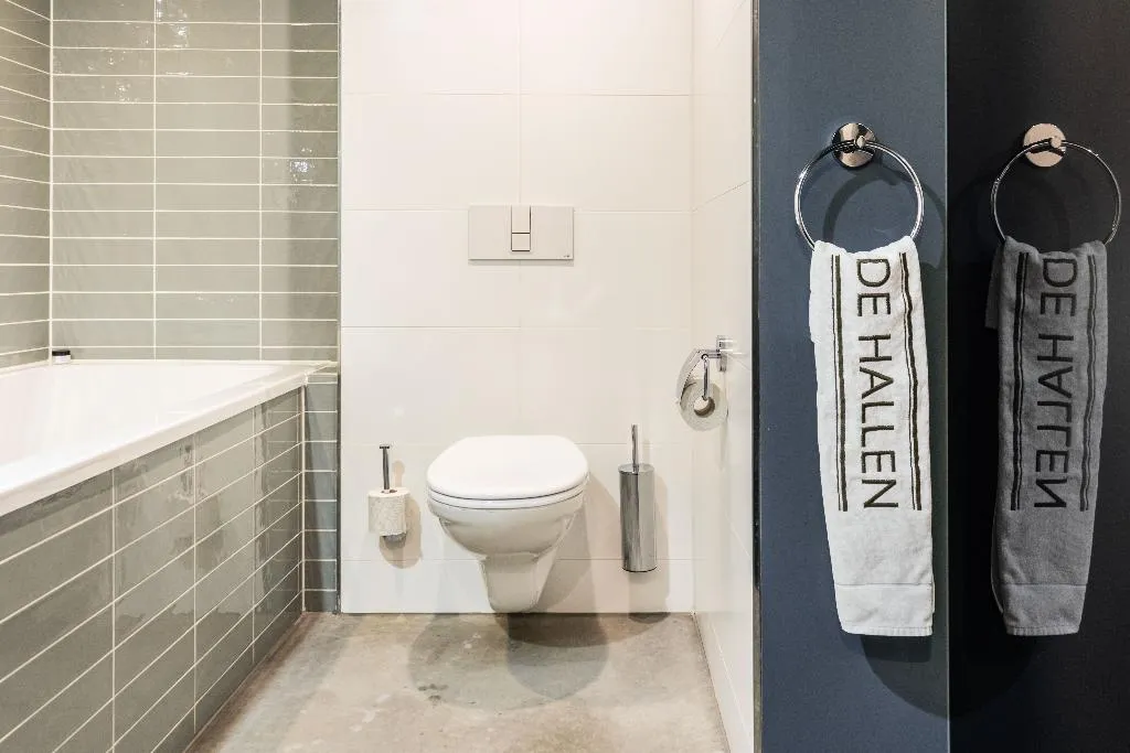 DOUBLE STANDARD Room, Hotel De Hallen, Amsterdam