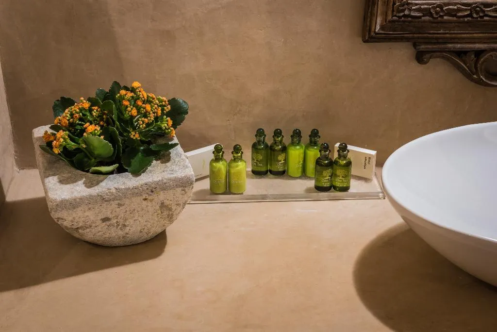VILLA DELUXE WITH JACUZZI Room, Armeni Luxury Villas, Santorini