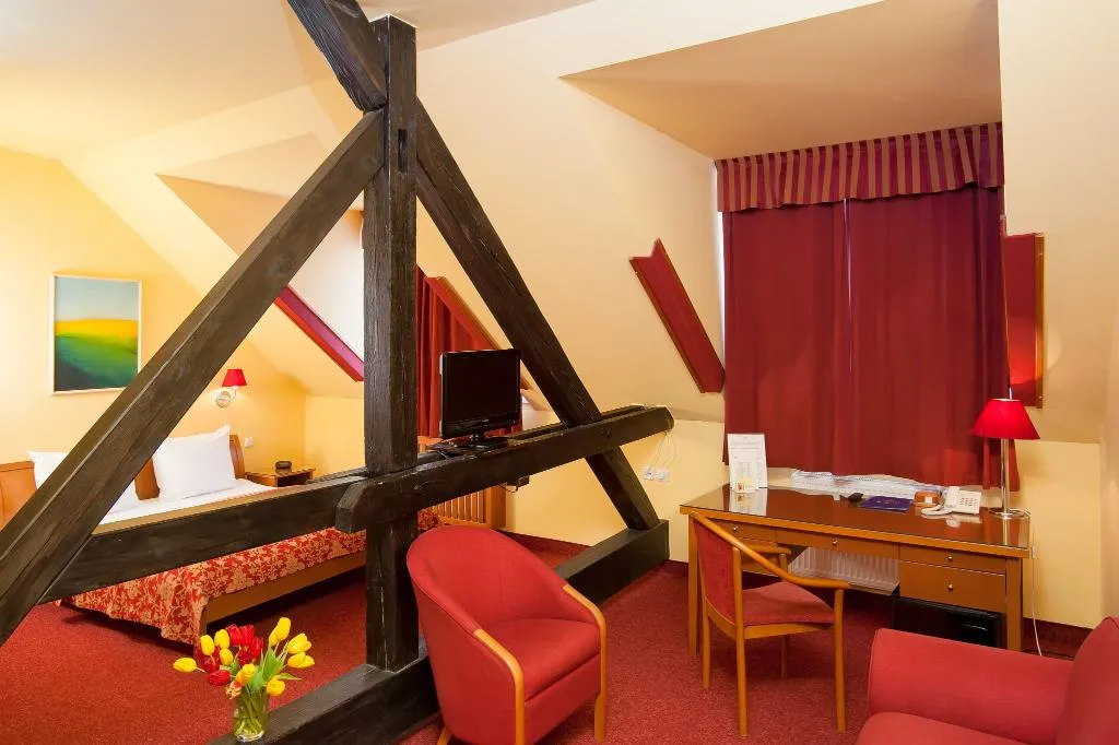Double or Twin STANDARD Room, Cloister Inn, Prague