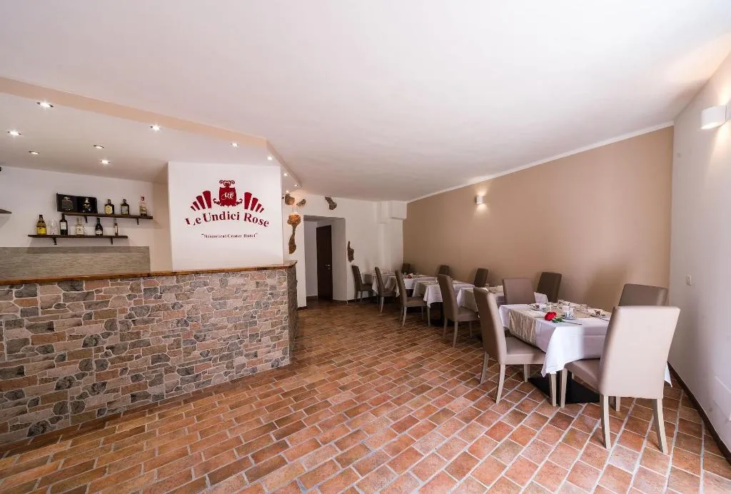 Restaurant, Le Undici Rose, Rome
