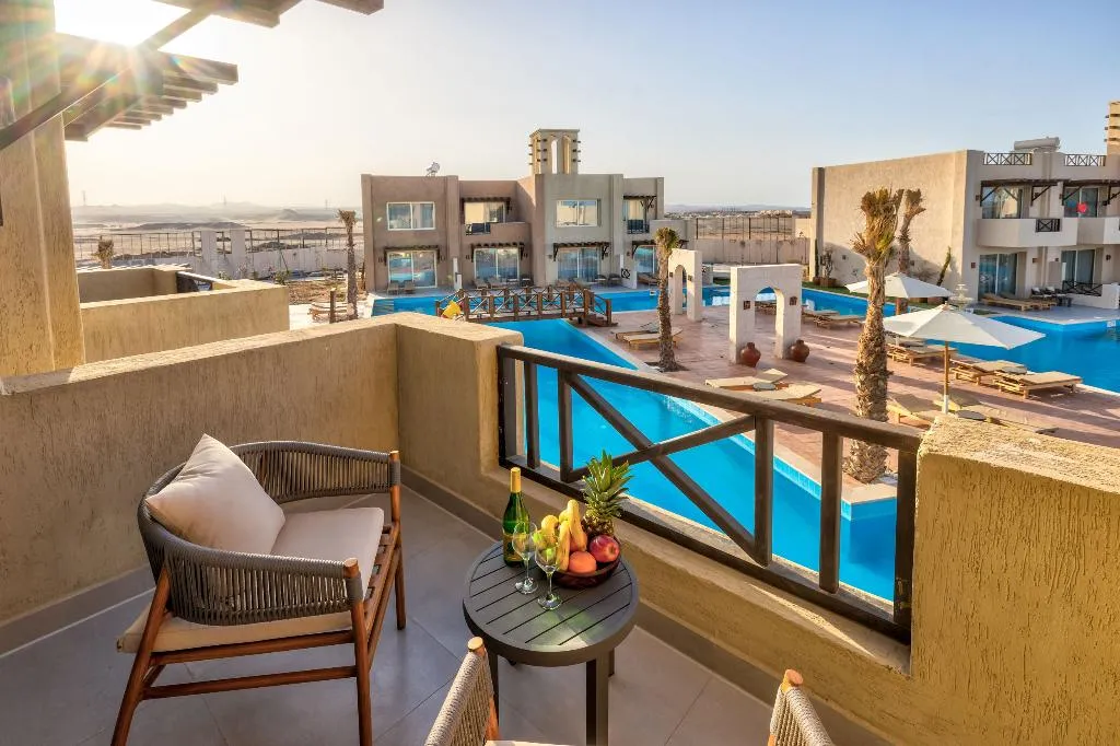 JUNIOR SUITE ONE BEDROOM ONE BATHROOM Room, True Beach Resort, Red Sea Riviera