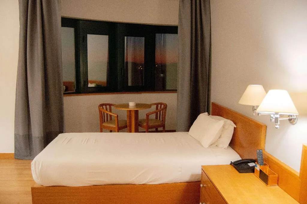 Room, TRYP Montijo Parque Hotel, Lisbon