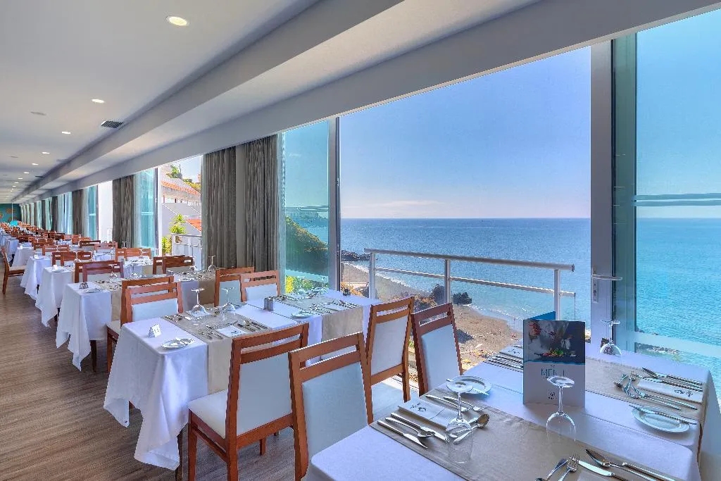 Restaurant, Orca Praia, Madeira