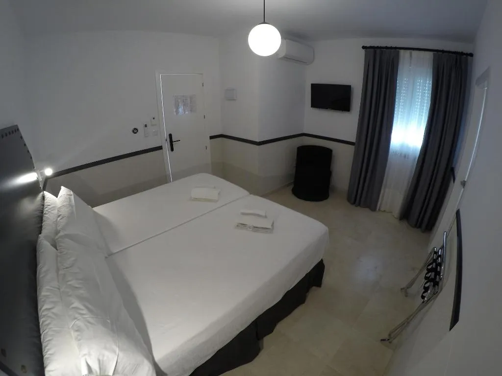 Room, Hostal Hom Museo, Seville